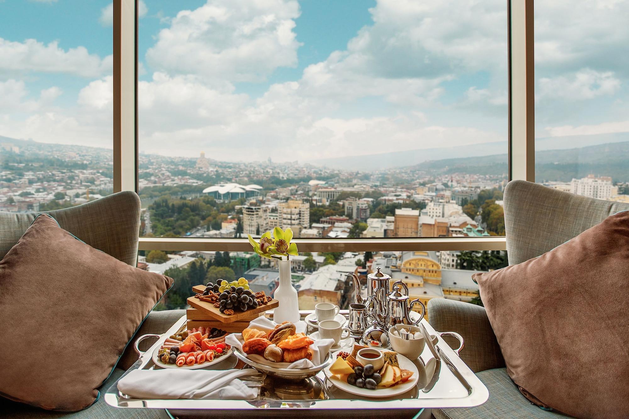 The Biltmore Tbilisi Hotel Exteriér fotografie In-room dining at the Four Seasons Hotel, Jerusalem