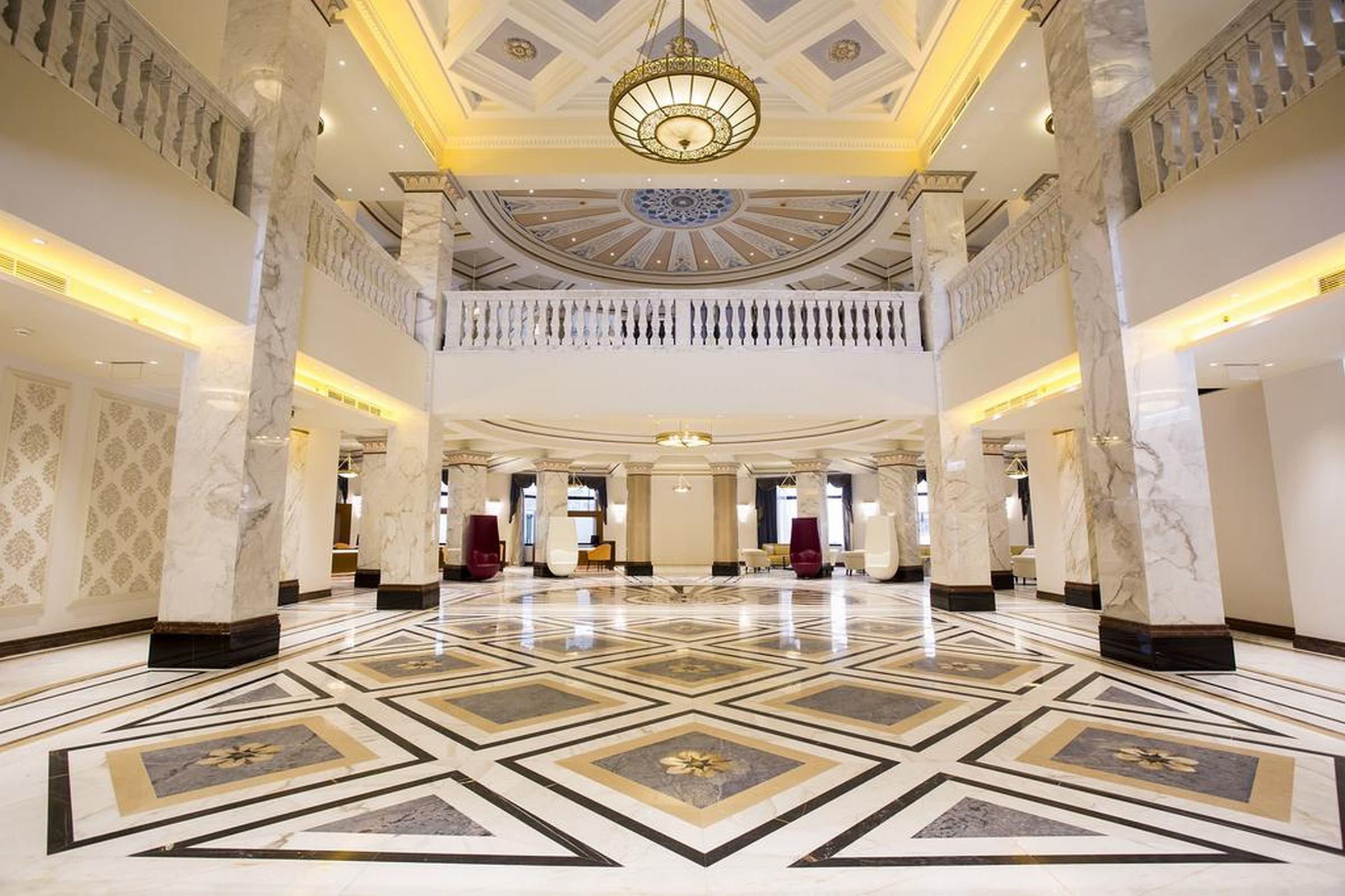 The Biltmore Tbilisi Hotel Exteriér fotografie Lobby