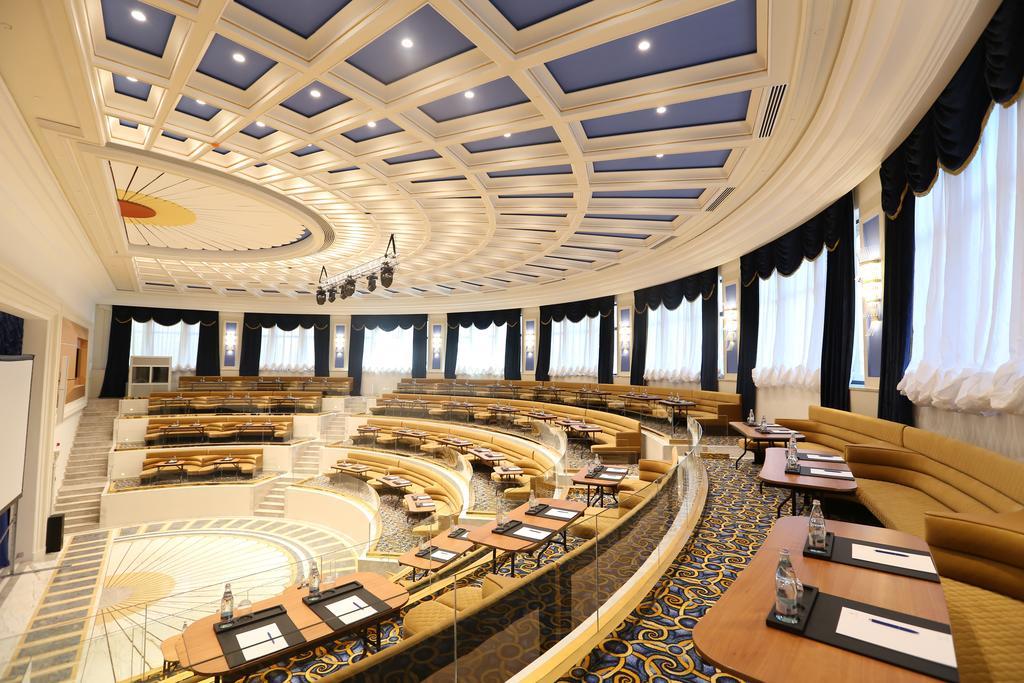 The Biltmore Tbilisi Hotel Exteriér fotografie The 1st Plenary Meeting of the 13th CPPCC