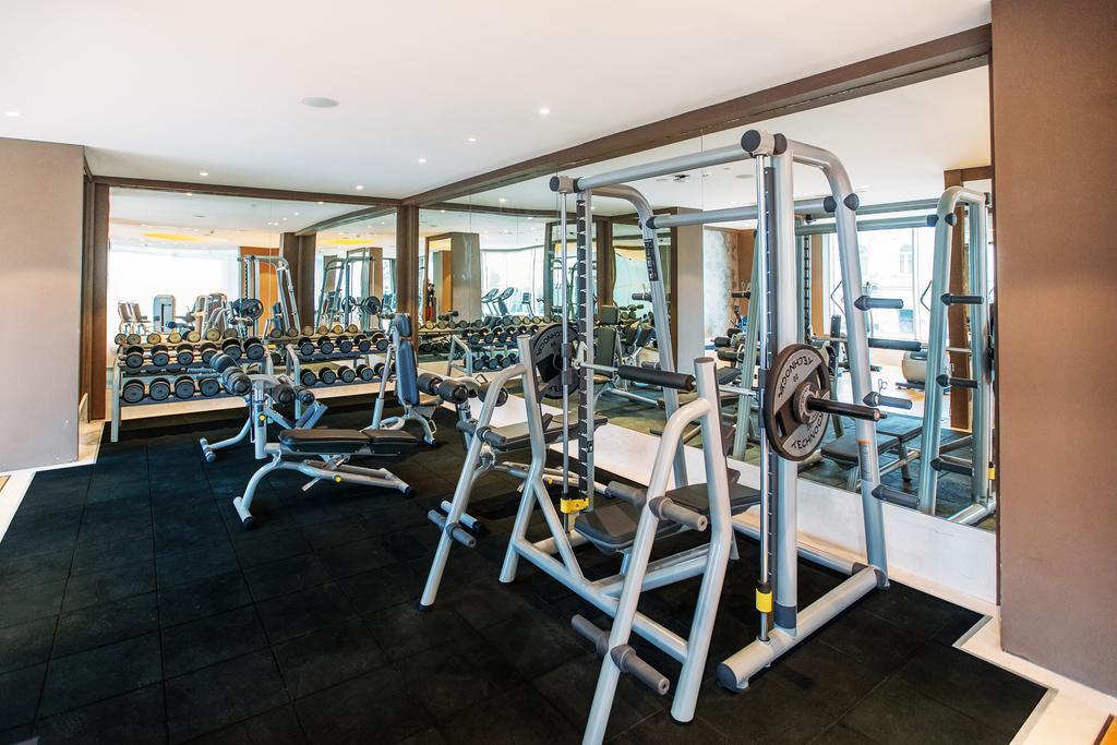 The Biltmore Tbilisi Hotel Exteriér fotografie The gym at the hotel