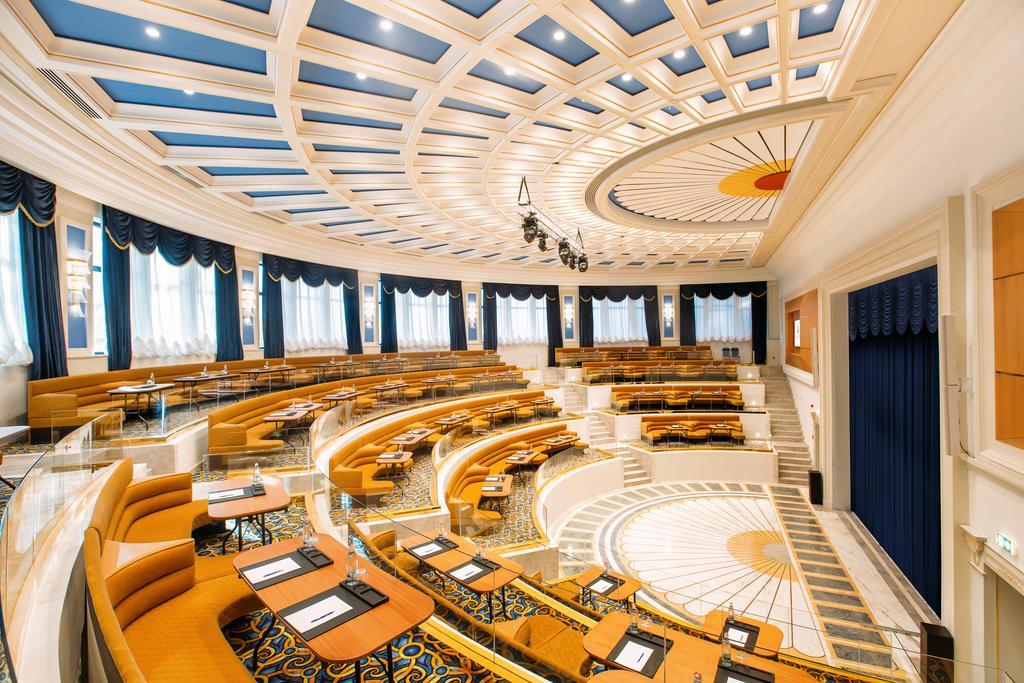 The Biltmore Tbilisi Hotel Exteriér fotografie The Federal Council Chamber